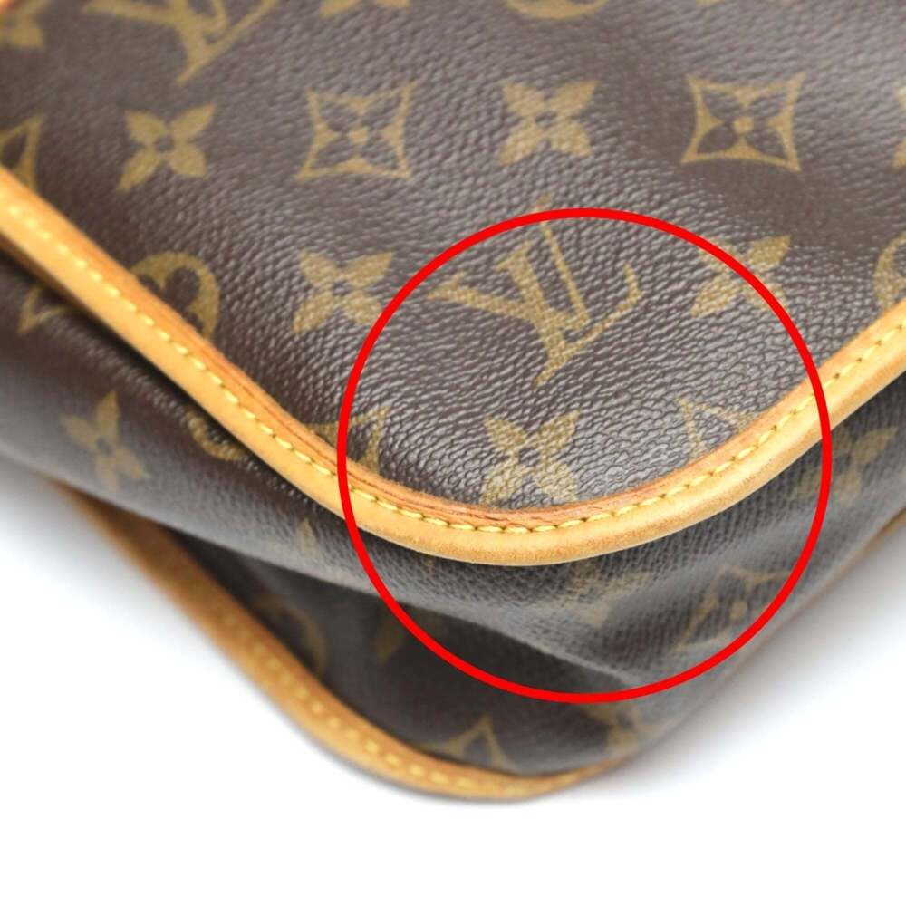 LOUIS VUITTON Authentic Brown Monogram Canvas Shoulder Bag - Picture 6 of 16